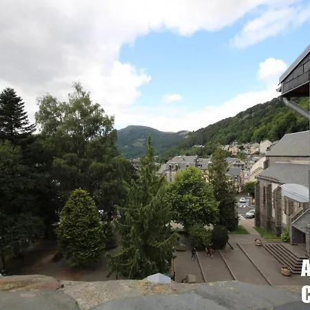 Apartment T3 Au Mont-dore, Hyper Centre, Proche Thermes, Bien Equipe, Max 4 Pers, Petit Chien Ok. - Fr-1-608-227